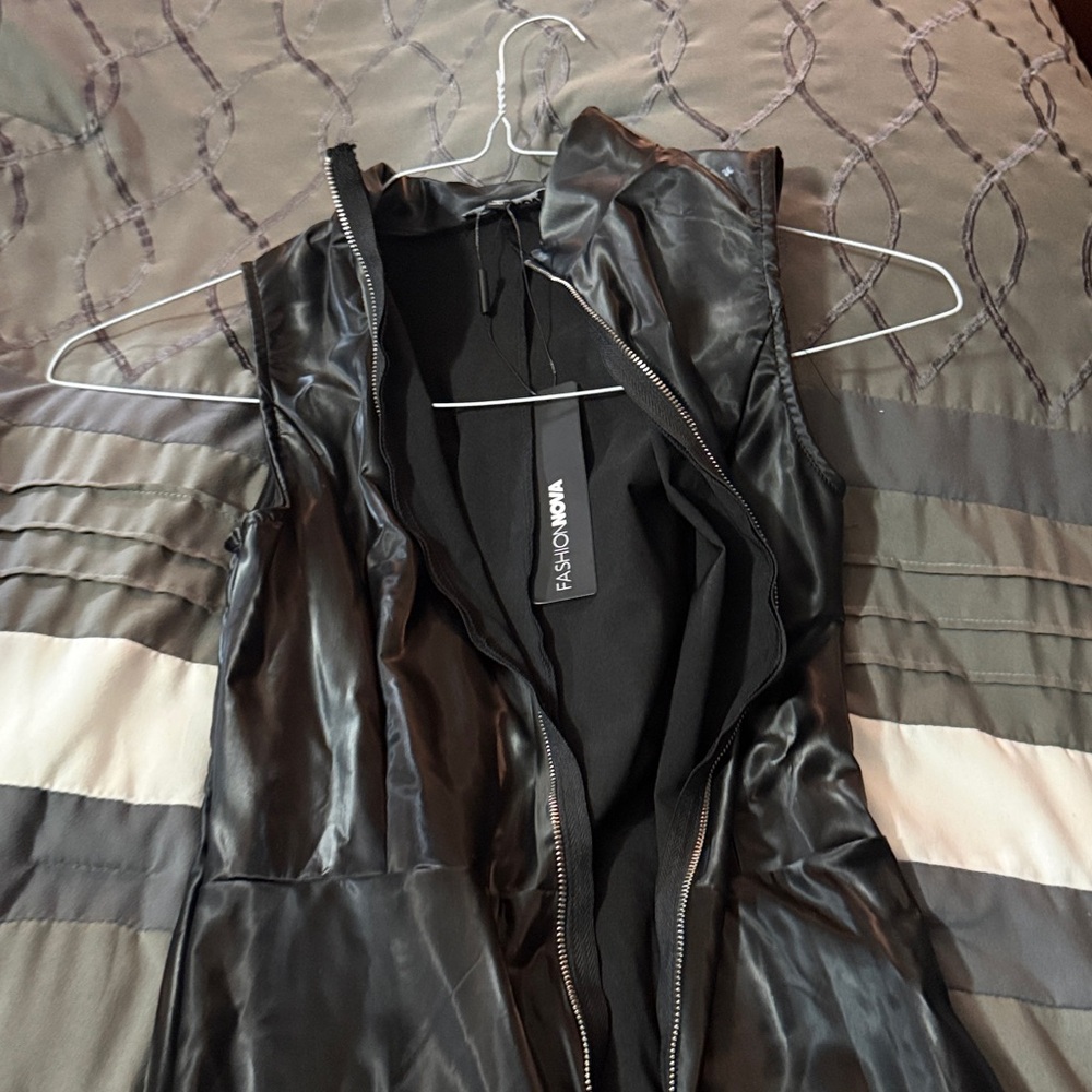 Fashion Nova Shiny Black Zip-Up Jumpsuit - Picture 2 of 3